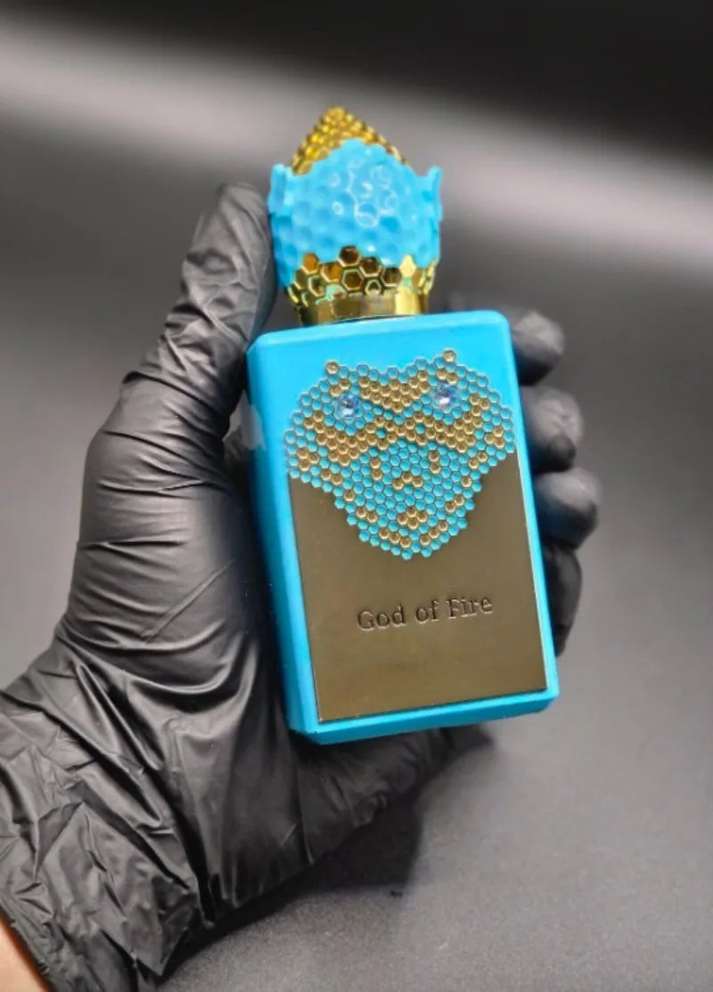 Oud Wood Cedar Unisex Eau de Toilette - 50ml